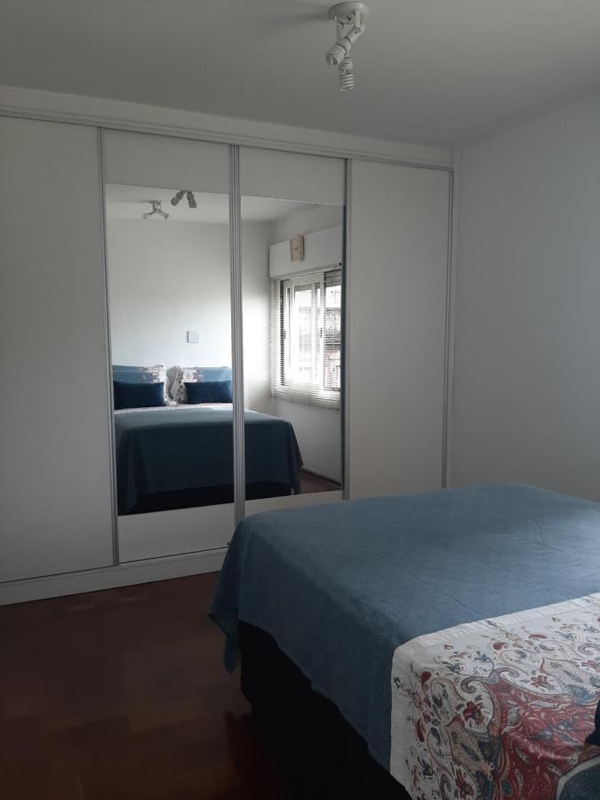 Apartamento Aconchegante Com Estacionamento Na 25 De Março *